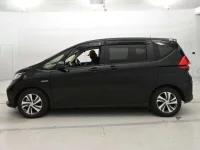 Honda FREED лот № 30027 оценка R  с аукциона в Японии 3