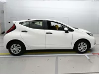 Toyota AQUA лот № 30028 оценка 5  с аукциона в Японии 2