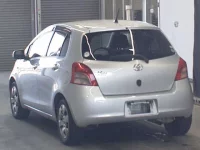Toyota VITZ лот № 3501 оценка 3.5  с аукциона в Японии 1