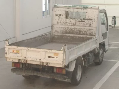 Isuzu ELF  с аукциона в Японии