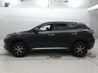 Toyota HARRIER лот № 30032 оценка 4  с аукциона в Японии 3