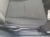 Toyota RACTIS лот № 90096 оценка 4  с аукциона в Японии 9