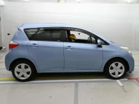 Toyota RACTIS лот № 90096 оценка 4  с аукциона в Японии 2