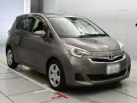 Toyota RACTIS лот № 36203 оценка 3  с аукциона в Японии 4