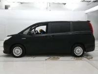 Toyota NOAH лот № 30033 оценка 3.5  с аукциона в Японии 3