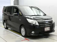Toyota NOAH лот № 30033 оценка 3.5  с аукциона в Японии 4