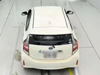 Toyota AQUA лот № 30034 оценка 3.5  с аукциона в Японии 7