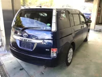 Toyota ISIS лот № 7503 оценка 3.5  с аукциона в Японии 3