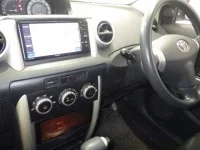 Toyota IST лот № 3505 оценка R  с аукциона в Японии 2