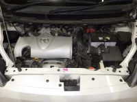 Toyota SPADE лот № 28 оценка 3.5  с аукциона в Японии 7