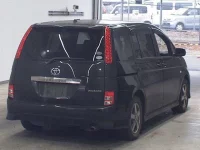 Toyota ISIS лот № 27 оценка 3.5  с аукциона в Японии 4