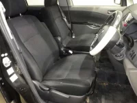 Toyota ISIS лот № 27 оценка 3.5  с аукциона в Японии 5