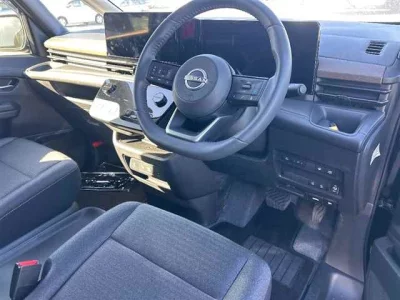 Nissan SERENA  с аукциона в Японии