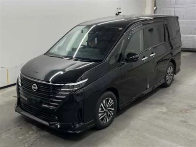 Nissan SERENA  с аукциона в Японии
