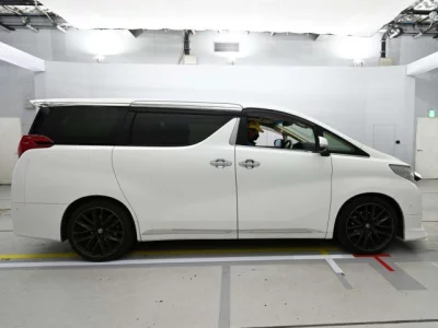 Toyota ALPHARD  с аукциона в Японии