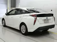 Toyota PRIUS лот № 30036 оценка 3.5  с аукциона в Японии 5