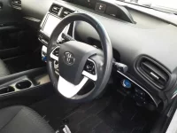 Toyota PRIUS лот № 30036 оценка 3.5  с аукциона в Японии 8