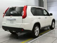 Nissan X-TRAIL лот № 30035 оценка 3.5  с аукциона в Японии 1