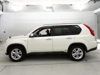 Nissan X-TRAIL лот № 30035 оценка 3.5  с аукциона в Японии 3