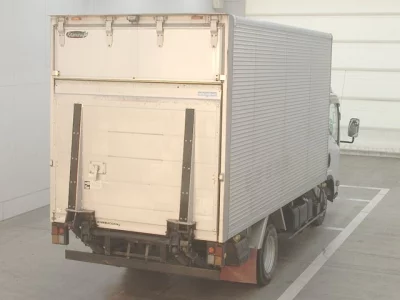 Isuzu ELF  с аукциона в Японии