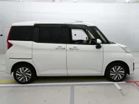 Toyota ROOMY лот № 36216 оценка 4.5  с аукциона в Японии 2