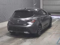 Toyota COROLLA SPORT лот № 703 оценка 3.5  с аукциона в Японии 1