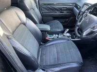 Mitsubishi OUTLANDER PHEV лот № 15183 оценка 4  с аукциона в Японии 6