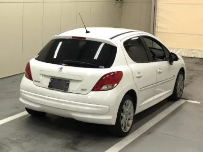 Peugeot 207