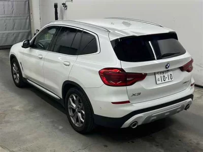 BMW X3  с аукциона в Японии