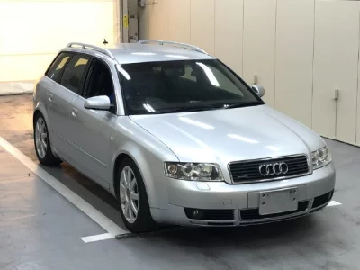 Audi A4  с аукциона в Японии