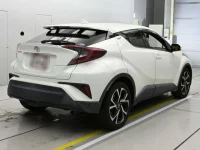 Toyota C-HR лот № 30051 оценка 4.5  с аукциона в Японии 1