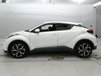 Toyota C-HR лот № 30051 оценка 4.5  с аукциона в Японии 3