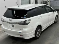 Toyota WISH лот № 60014 оценка 4  с аукциона в Японии 4
