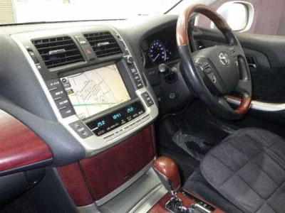 Toyota CROWN  с аукциона в Японии