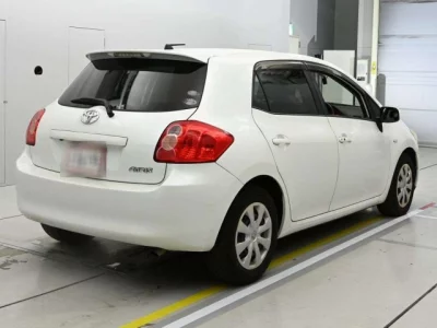 Toyota AURIS  с аукциона в Японии