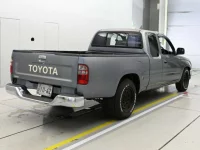 Toyota HILUX лот № 30056 оценка 3.5  с аукциона в Японии 1
