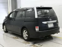 Toyota ISIS лот № 10296 оценка 4  с аукциона в Японии 5