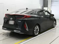 Toyota PRIUS PHV лот № 30062 оценка 3.5  с аукциона в Японии 1