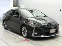 Toyota PRIUS PHV лот № 30062 оценка 3.5  с аукциона в Японии 4