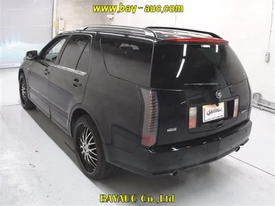 GM CADILLAC SRX  с аукциона в Японии