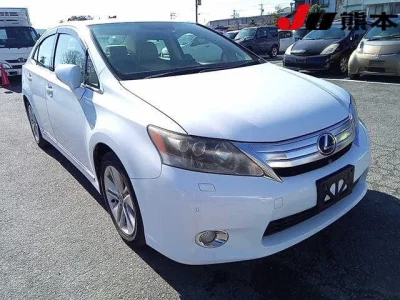 Lexus HS  с аукциона в Японии