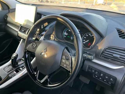 Mitsubishi ECLIPSE CROSS  с аукциона в Японии