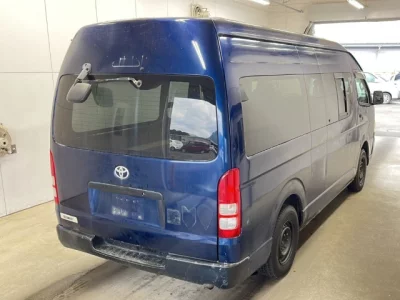 Toyota HIACE VAN  с аукциона в Японии