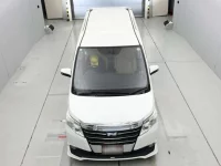 Toyota NOAH лот № 30074 оценка 4  с аукциона в Японии 6
