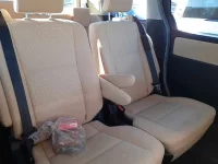 Toyota NOAH лот № 30074 оценка 4  с аукциона в Японии 10