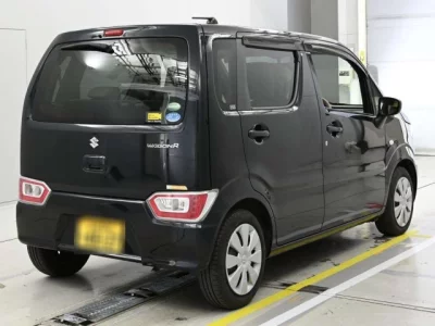 Suzuki WAGON R  с аукциона в Японии