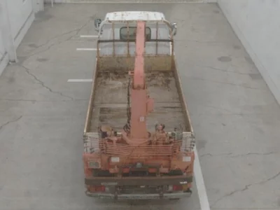 Isuzu ELF  с аукциона в Японии