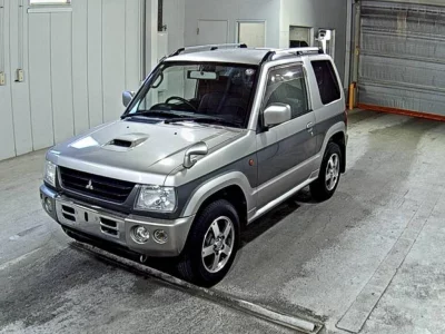 Mitsubishi PAJERO MINI