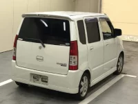 Suzuki WAGON R лот № 1005 оценка R  с аукциона в Японии 3