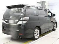 Toyota VELLFIRE лот № 30081 оценка 4  с аукциона в Японии 1